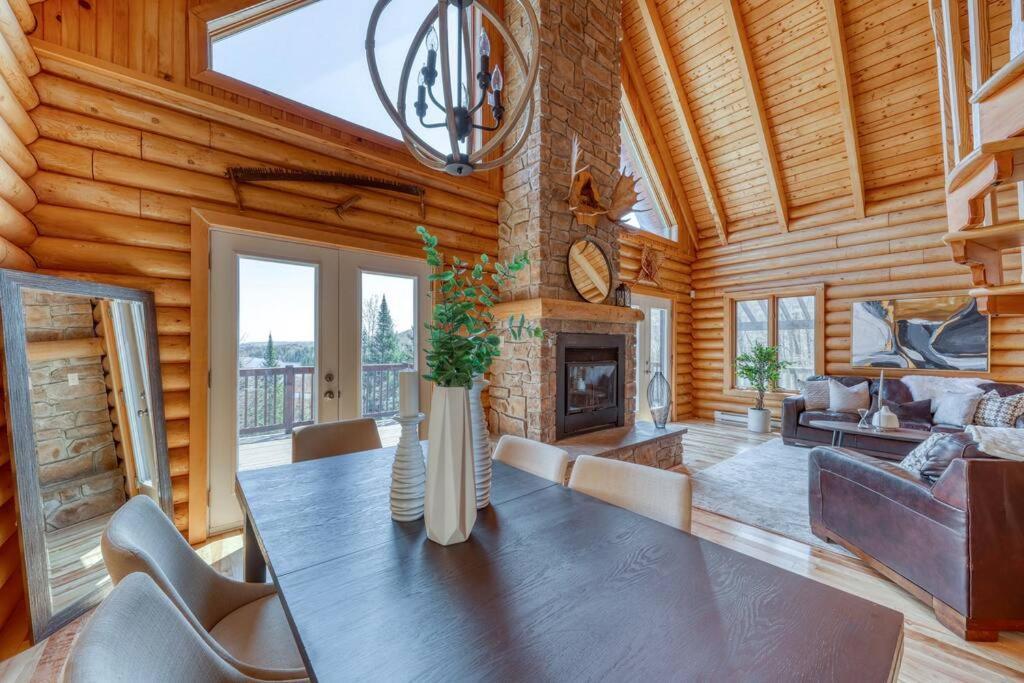 Le Courchevel Luxe Chalet - Private Pool - Jacuzzi - Ski Saint Adolphe D'Howard Esterno foto